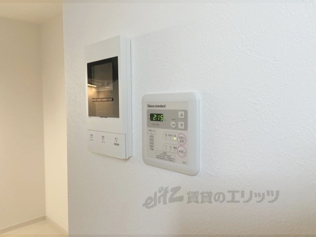 その他設備　給湯器リモコン