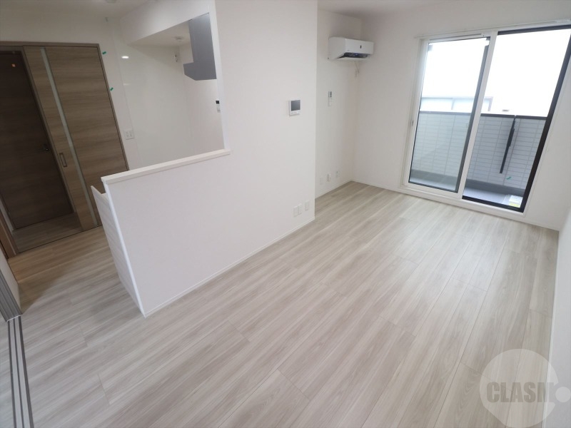 居室・リビング　１２．７帖のリビングルーム