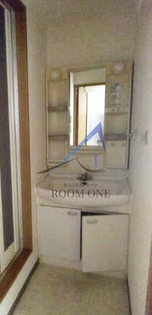 洗面設備　洗面台です。