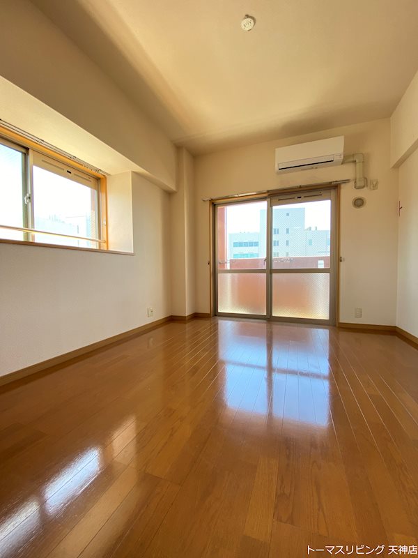 居室・リビング　別号室参考写真