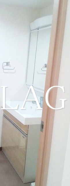 洗面設備　洗面台です。