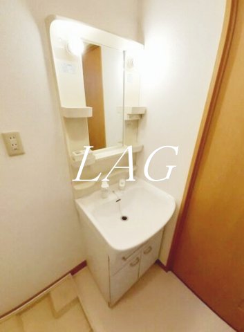 洗面設備　洗面台です。
