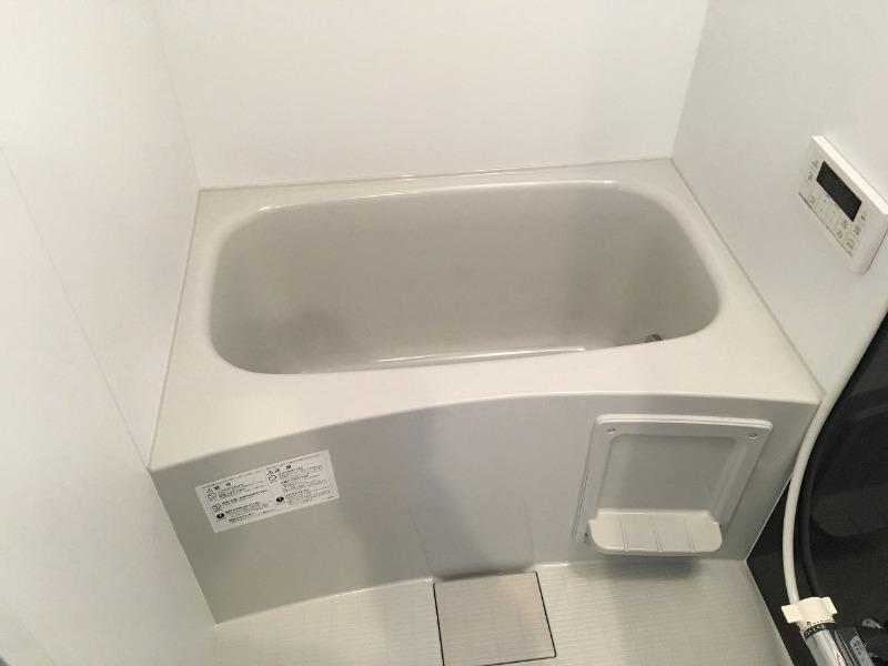 バス・シャワールーム　追い焚き・浴室乾燥機能付き