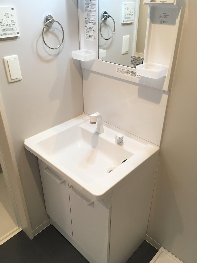 洗面設備　シャンプードレッサー