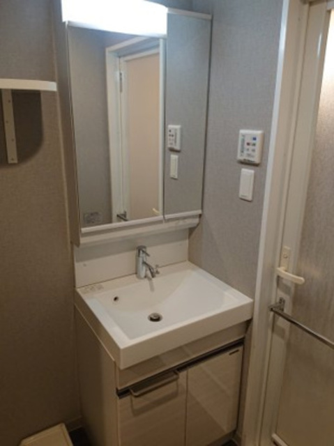 洗面設備　独立洗面台