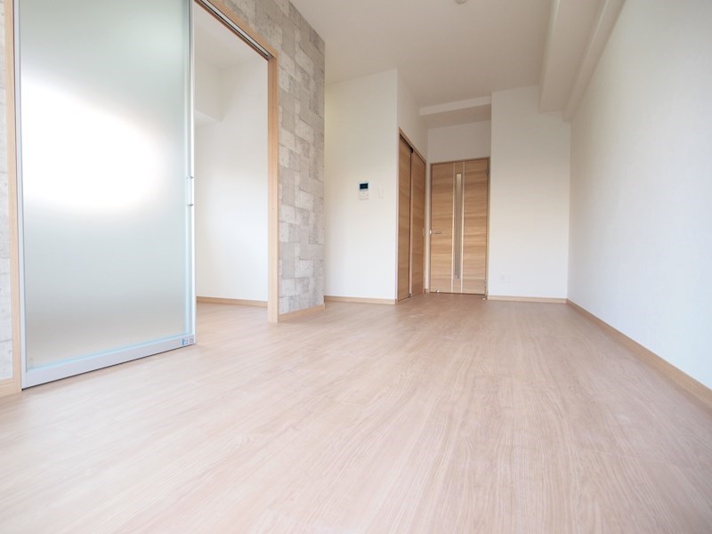 居室・リビング　お部屋を分けたい方に♪