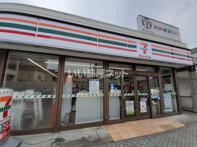 コンビニ　セブン-イレブン ハートインＪＲ桜井駅南口店（コンビニ）まで413m