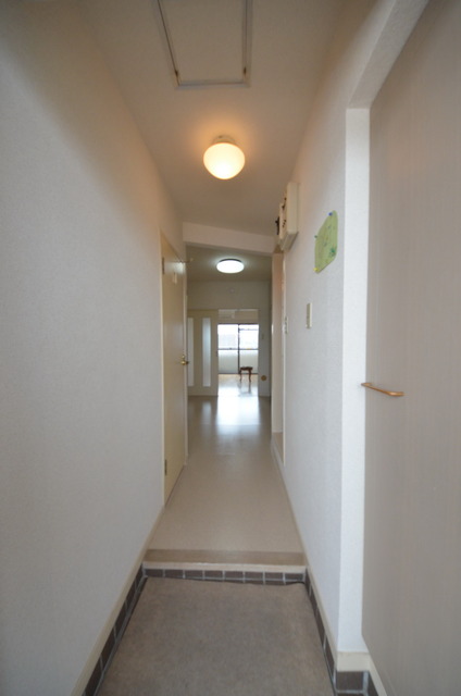 玄関　★玄関周りも窮屈になりません★