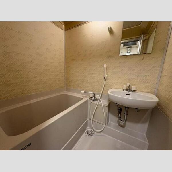 バス・シャワールーム　バスルーム