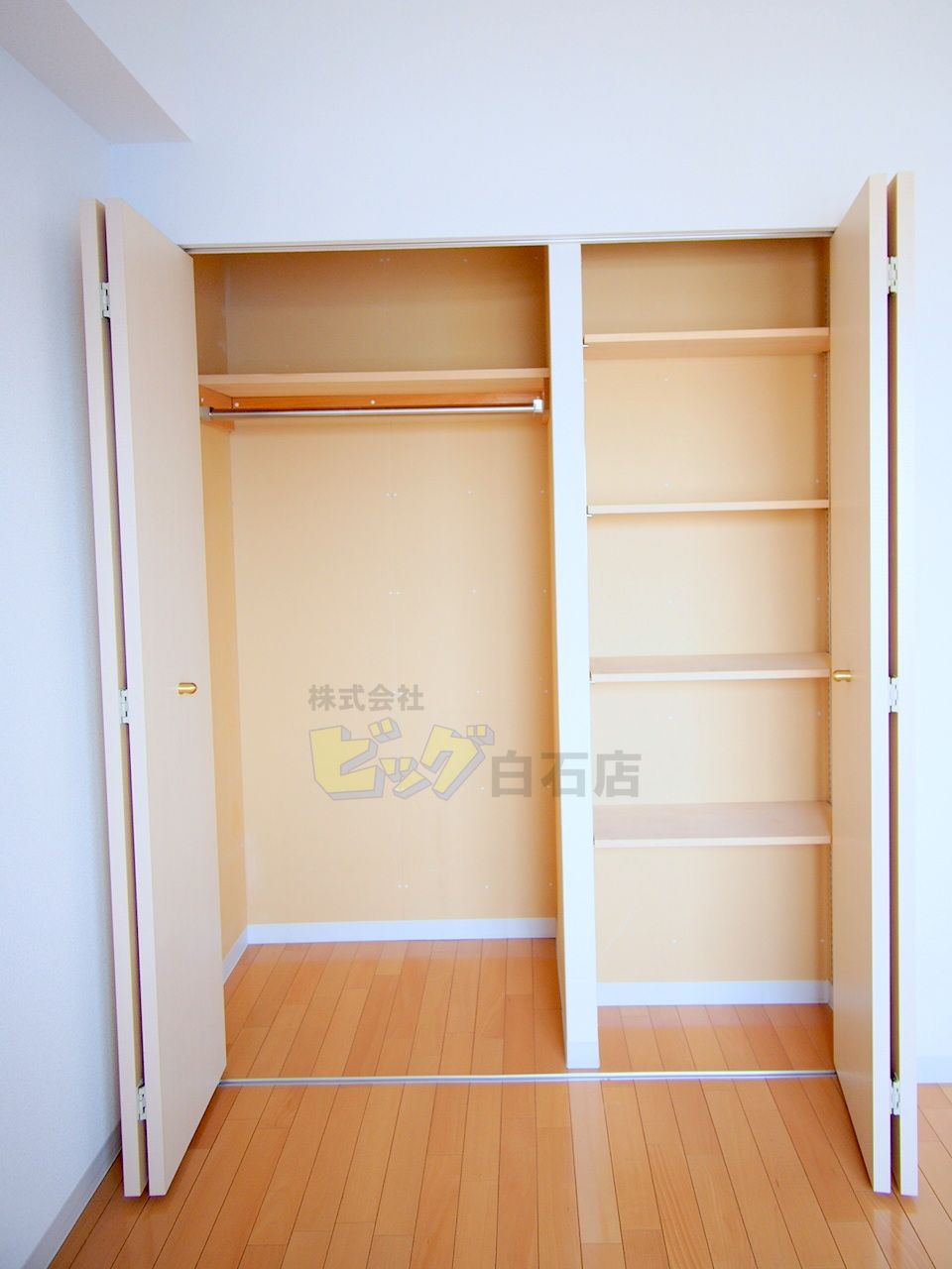 収納　各部屋にクローゼット完備しています♪