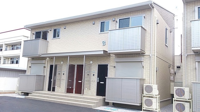建物外観　ダイワハウス施工。全戸角部屋です。