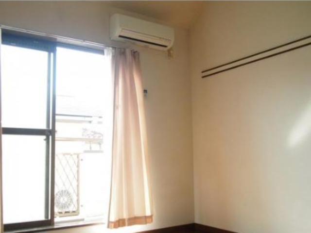 居室・リビング　参考写真（同建物別部屋のものです）