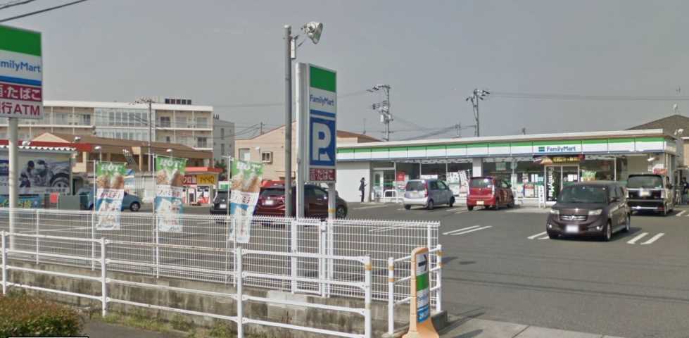 コンビニ　ファミリーマート（コンビニ）まで378m