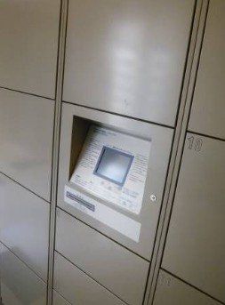 玄関　設備