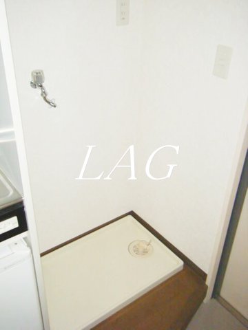その他設備　室内洗濯機置き場です。
