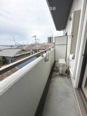 バルコニー　落ち着いた時間を過ごせるバルコニーです