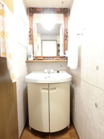 洗面設備　詳細は、RISUMO江坂本店→06-6155-7137まで♪