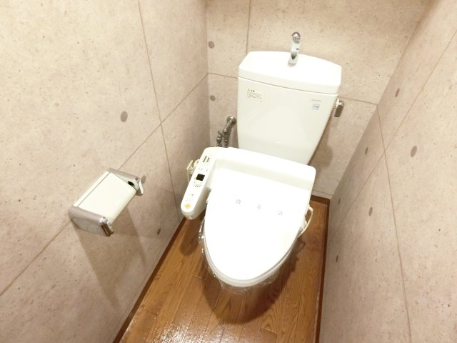 トイレ　詳細は、RISUMO江坂本店→06-6155-7137まで♪