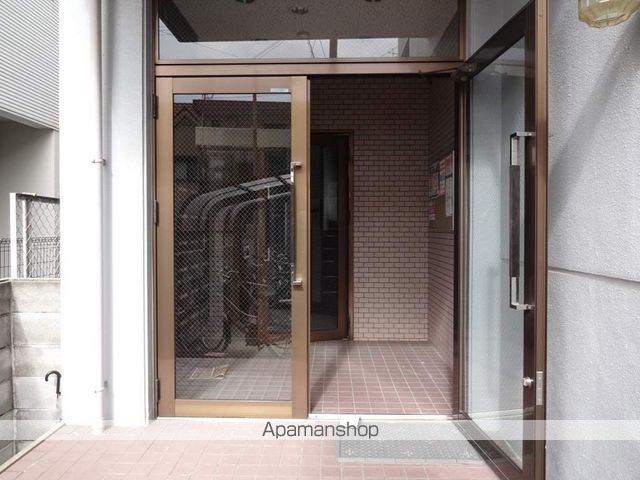 阪急神戸線 西宮北口駅 徒歩11分 3階建 築31年の外観写真