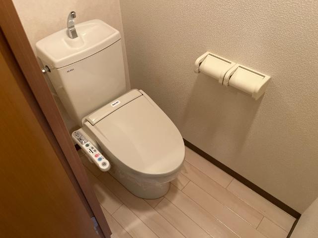 トイレ　シャワー付トイレ