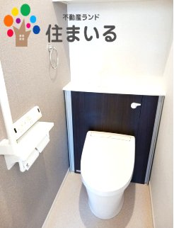 トイレ　※写真は同型タイプとなります