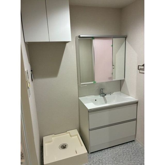 洗面設備　同仕様