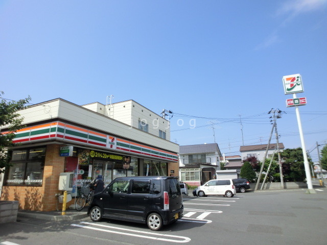 コンビニ　ファミリーマート札幌屯田6条店（コンビニ）まで417m