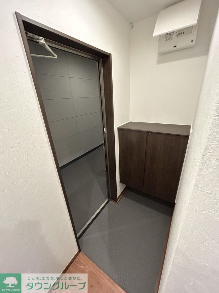 京成千葉線 京成稲毛駅 徒歩7分 3階建 築1年の玄関写真