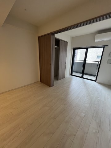 居室・リビング　※写真は同じマンションの違う部屋のものになります。