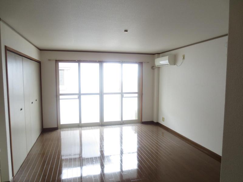 Ideaコーポの居間写真