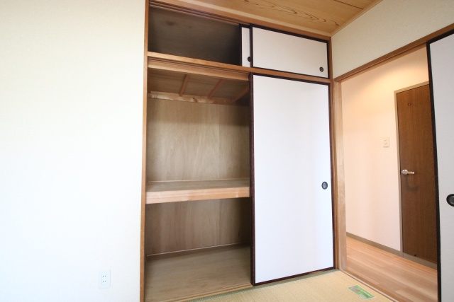 収納　※別号室のお写真のため現況優先