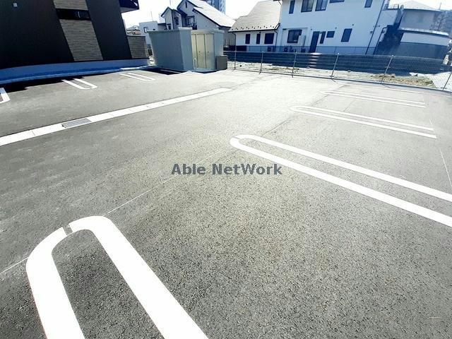 駐車場　駐車場