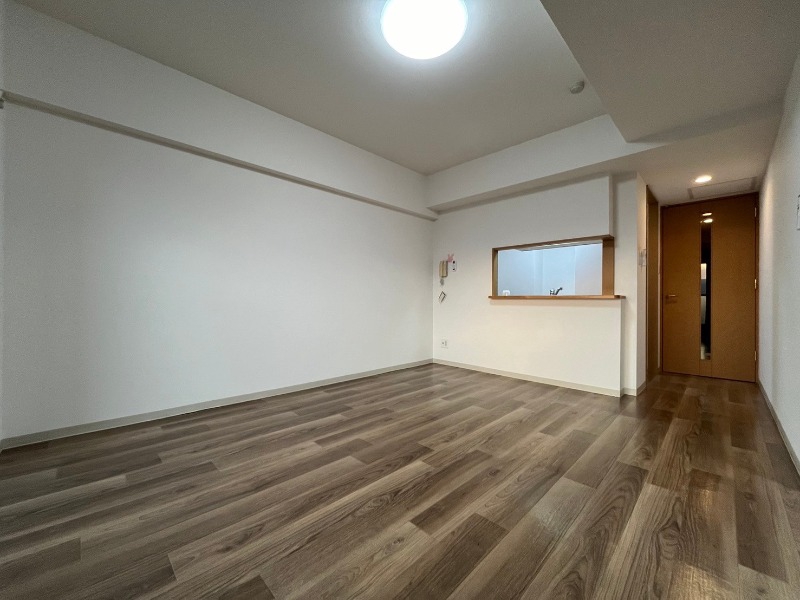 居室・リビング　広くてキレイなお部屋が広がっていて、充実した生活が送れそう。