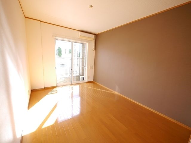 居室・リビング　★お洒落なお部屋です★