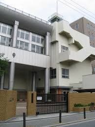 中学校　大阪市立玉津中学校（中学校）まで680m