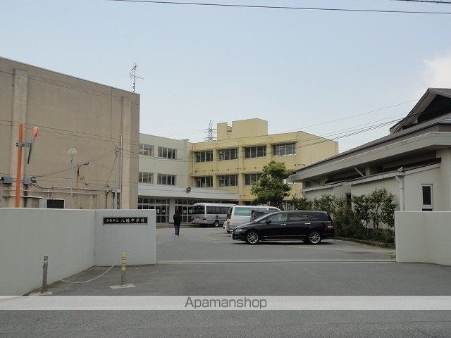 中学校　市原市立八幡中学校（中学校）まで1200m