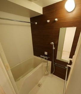 バス・シャワールーム　※別部屋の参考写真です。