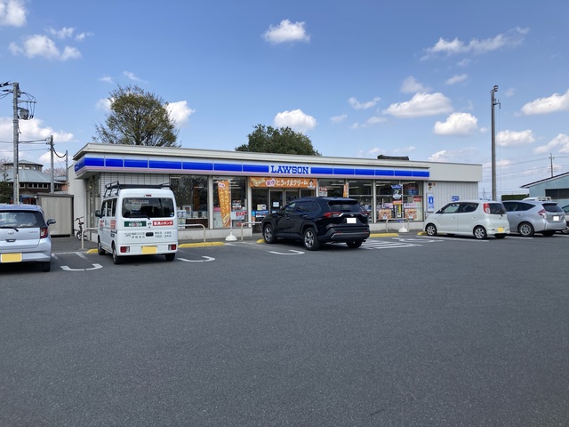 コンビニ　ローソン高崎南新波店（コンビニ）まで607m