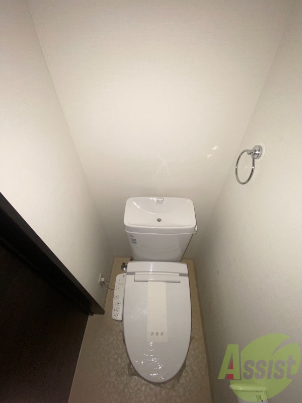 トイレ　トイレは綺麗でウォッシュレットも付いて快適にお使い頂けます。