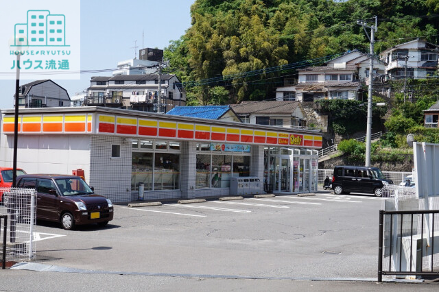 コンビニ　デイリーヤマザキ長崎住吉町店（コンビニ）まで492m
