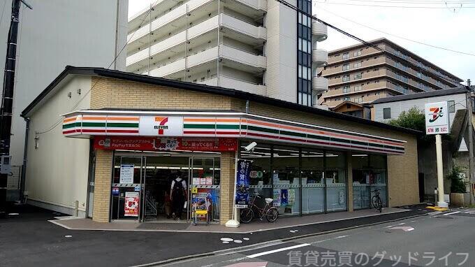 コンビニ　セブンイレブン京都壬生辻町店（コンビニ）まで102m