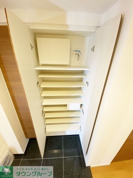収納　玄関