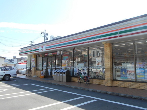 コンビニ　セブンイレブン仙台通町2丁目店（コンビニ）まで391m