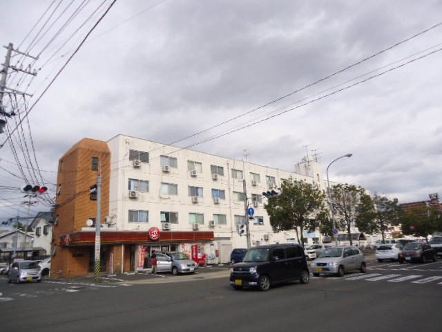 飲食店　ほっともっと仙台通町店（飲食店）まで175m