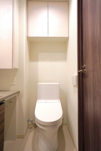 トイレ　※写真は同タイプ住戸です。