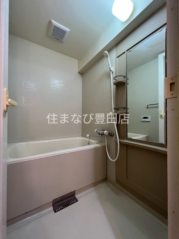 バス・シャワールーム　同型タイプ