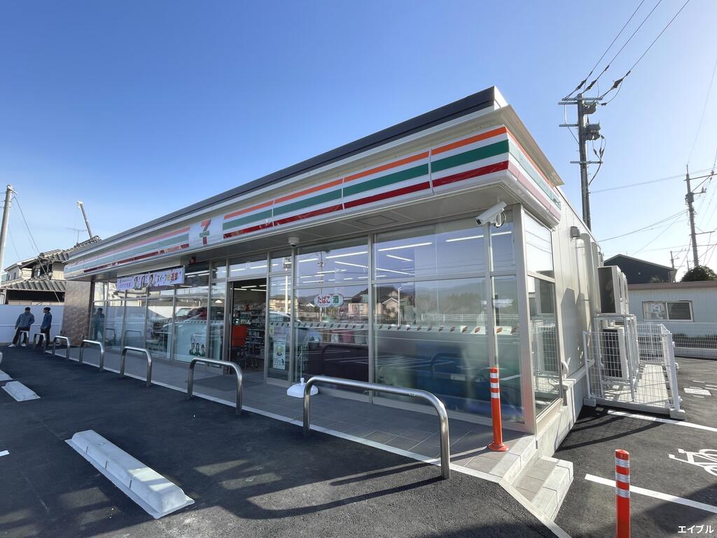 コンビニ　セブンイレブン 小郡福童（コンビニ）まで770m