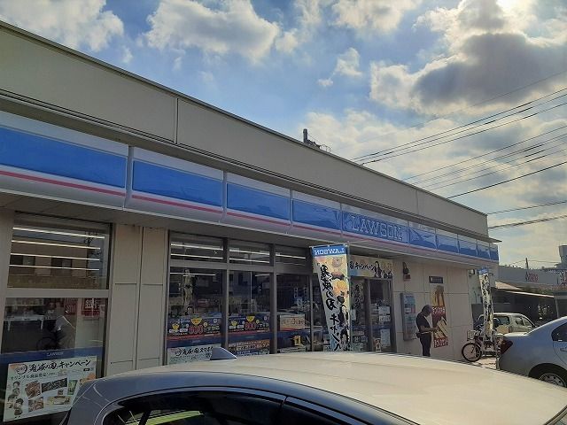 コンビニ　ローソン 入間上藤沢店（コンビニ）まで300m