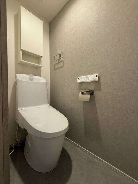 トイレ　落ち着いたトイレです