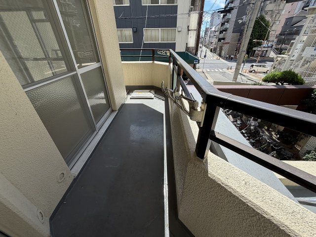 バルコニー　バルコニーがあります
